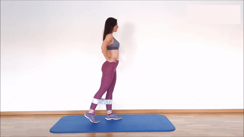 Отведение ноги назад с резинкой (Glute Kickback)